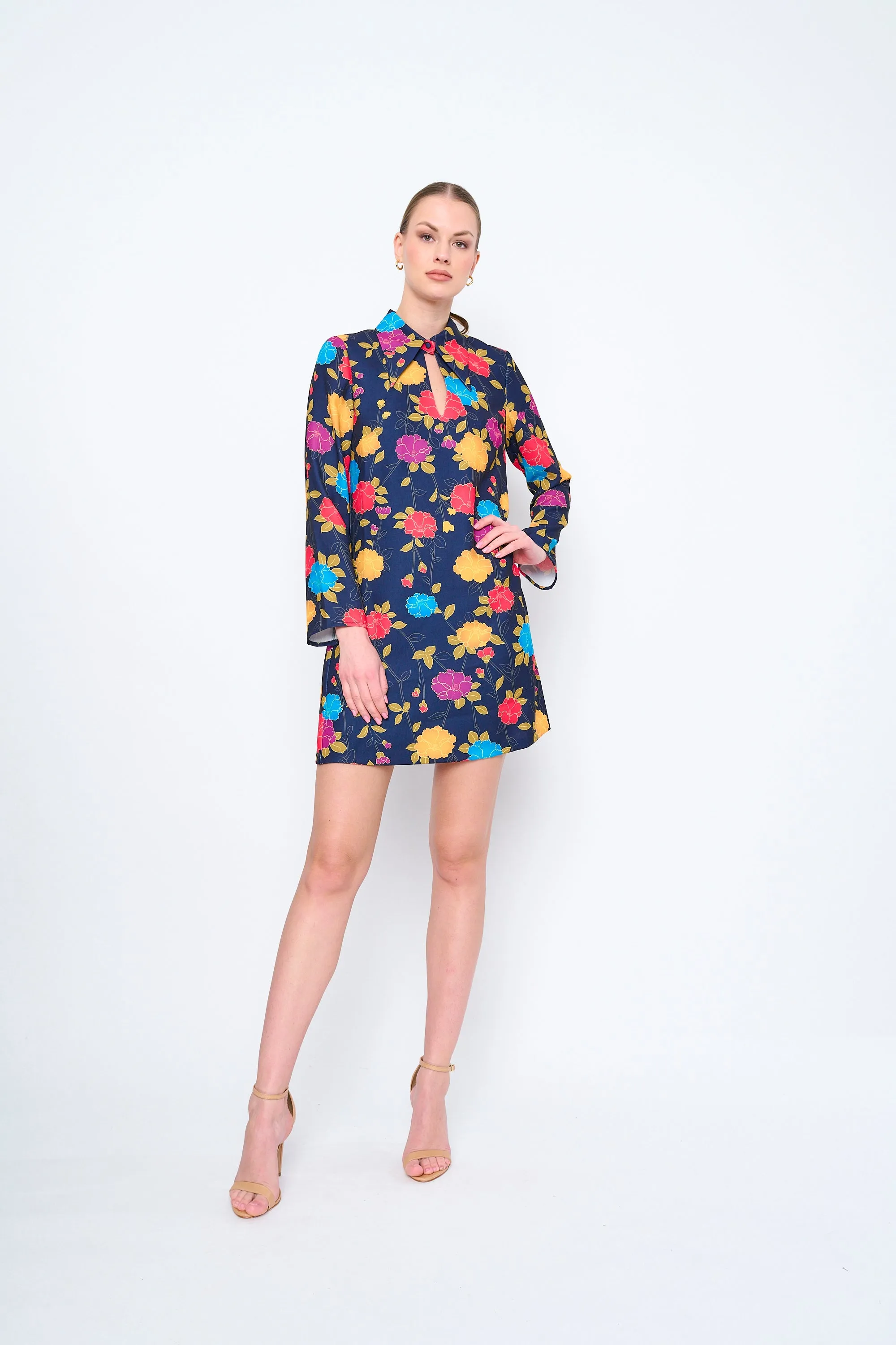Art Inspired Elegant knee-length dress Greyson Dress in Vintage Garden