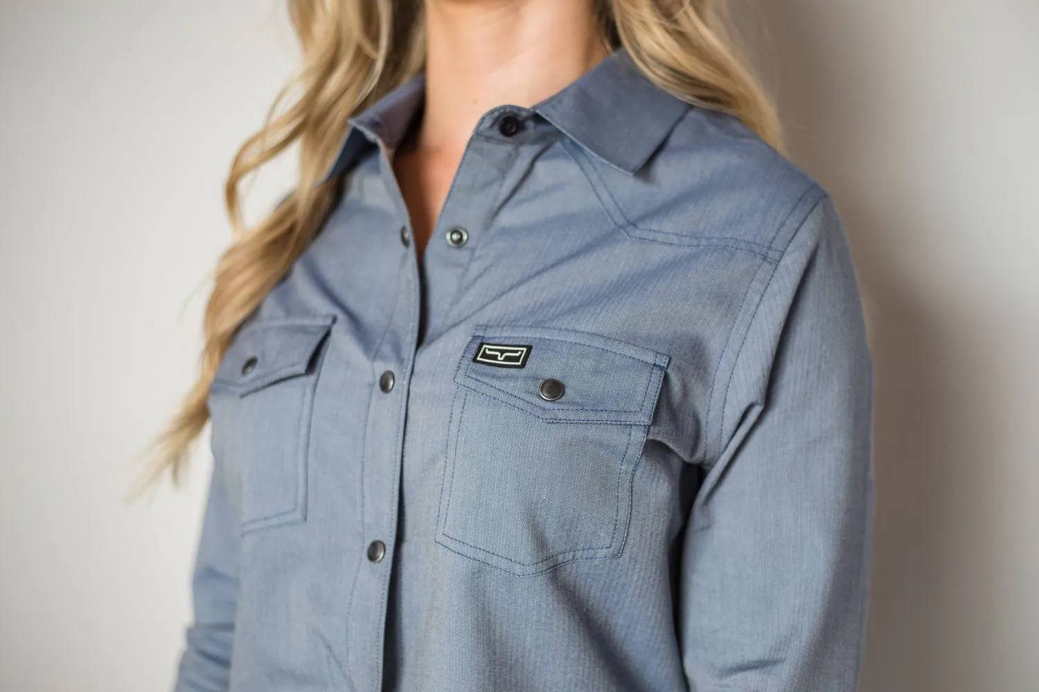 Sporty Layer Kimes Ranch Womens Tucson HB Indigo Cotton Blend L/S Western Shirt