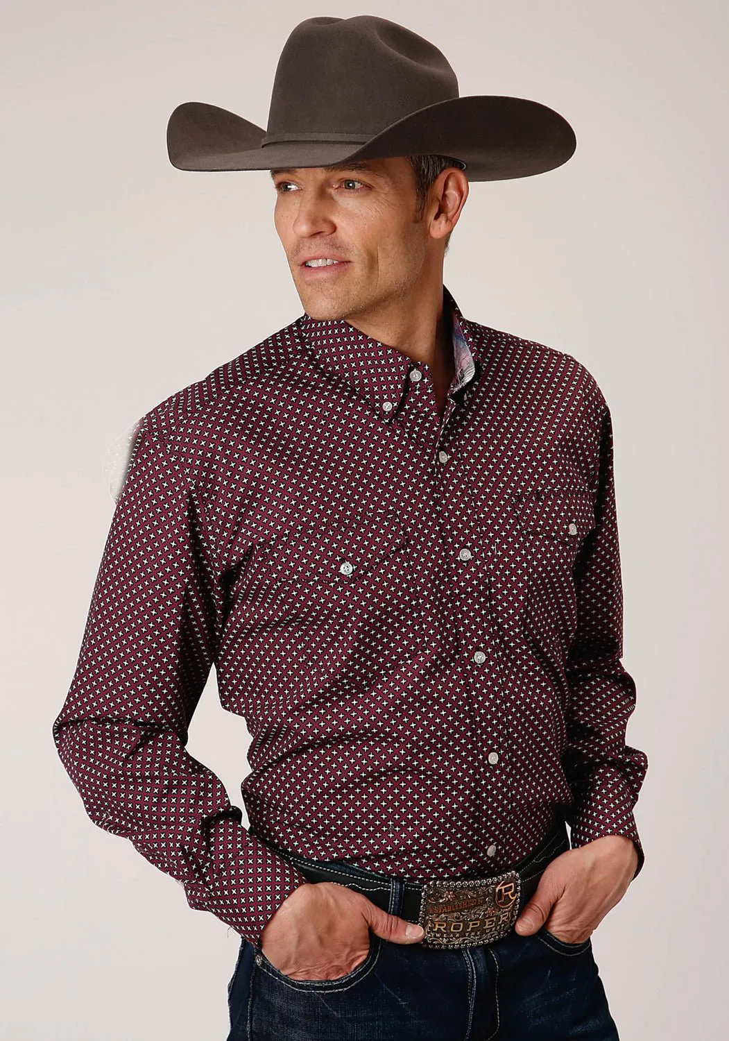 Low Maintenance UV Protective Fabric Roper Mens Black 100% Cotton Wine Star Geo BD L/S Btn Shirt