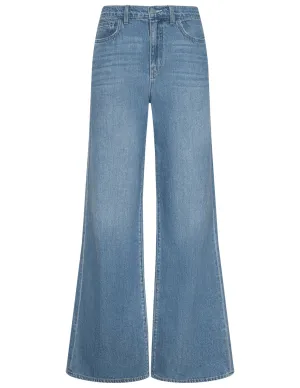 Iconic Detail L'AGENCE Alicent High Rise Wide Leg Crop Jeans in Caster-SALE L'AGENCE Alicent High Rise Wide Leg Crop Jeans in Caster-SALE Trend Setter Chill Outfit Student Outfit Rainy Day Chill Outfit Nature Lover