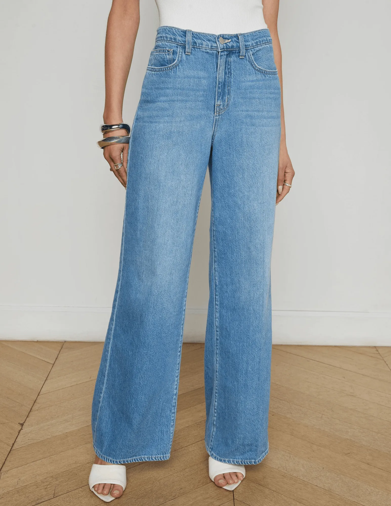 L'AGENCE Alicent High Rise Wide Leg Crop Jeans in Caster-SALE Relaxed Comfort