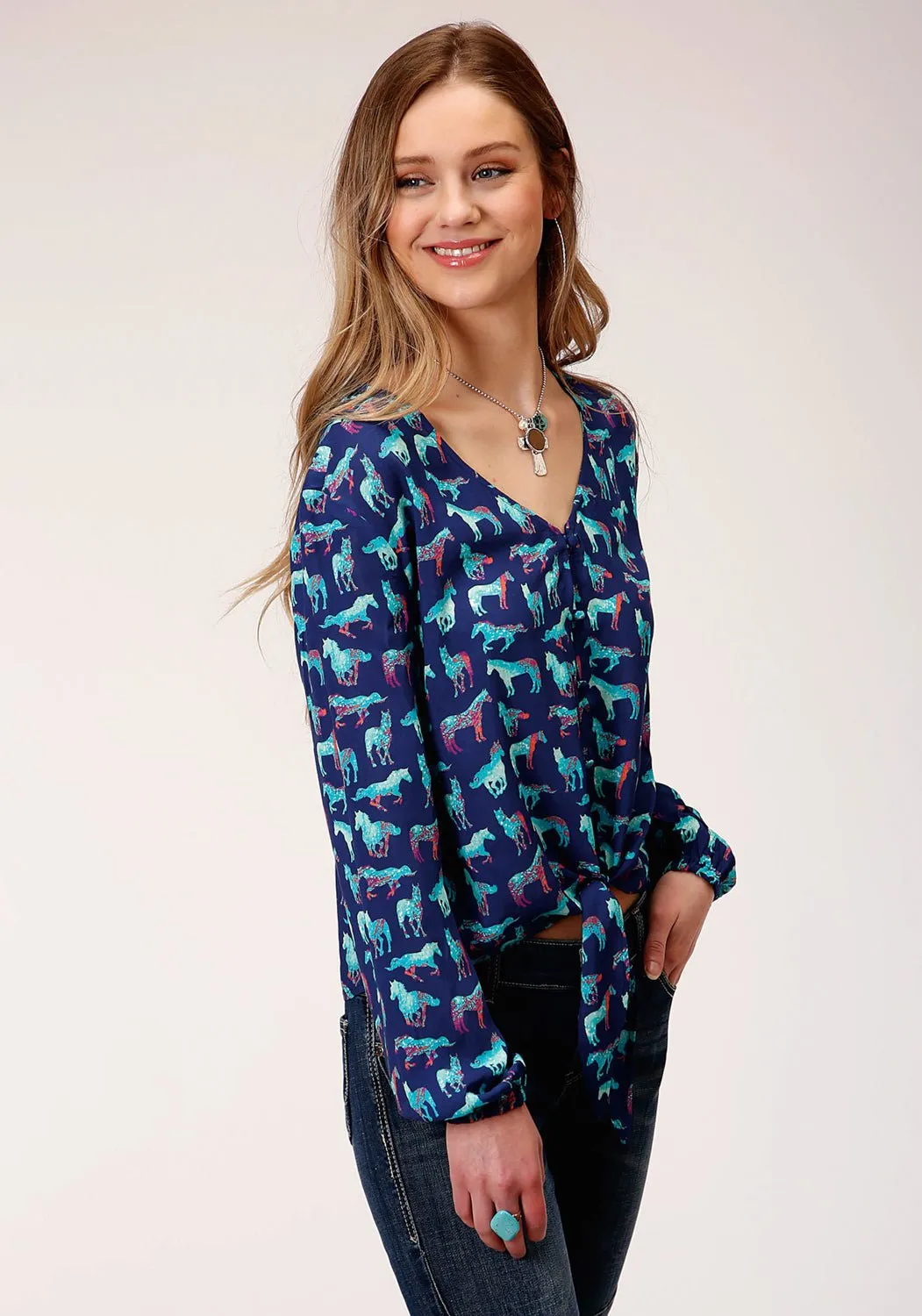 Heavy Duty Zipper Mechanism On The Go Roper Womens Blue Rayon/Nylon Wild Horse L/S Blouse