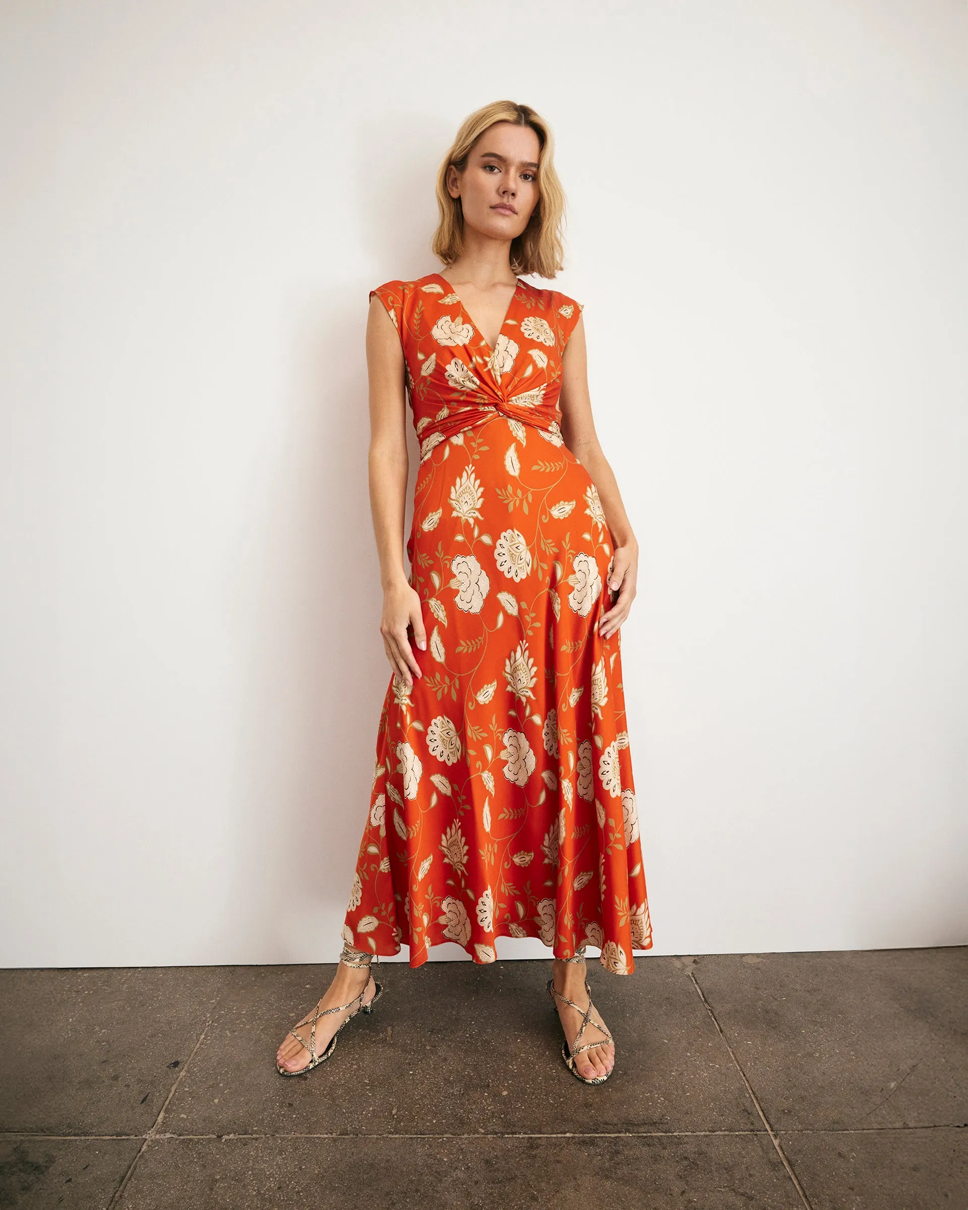 Julia Dress Smart and Sleek