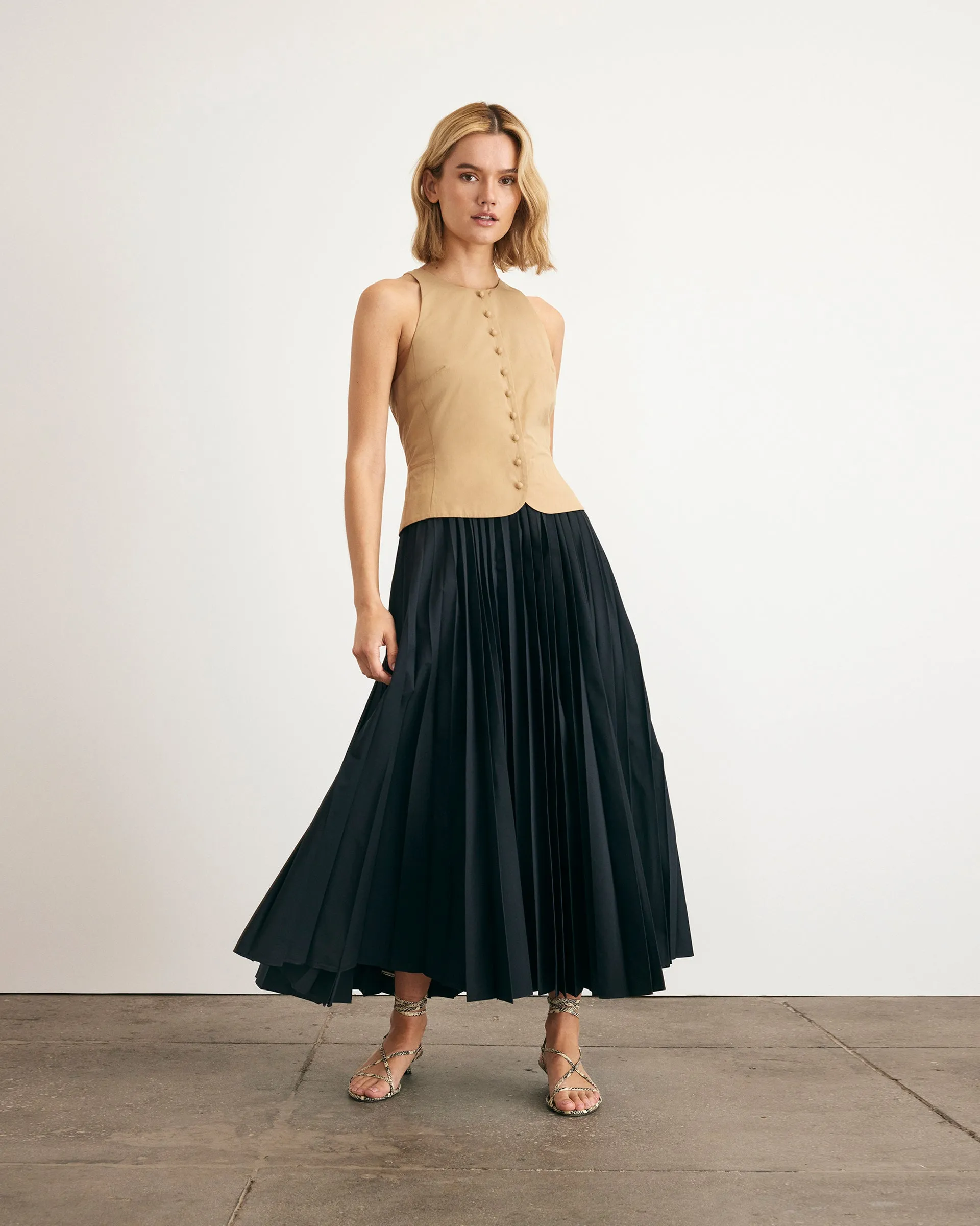 Robbie Dress Flattering Style Fit