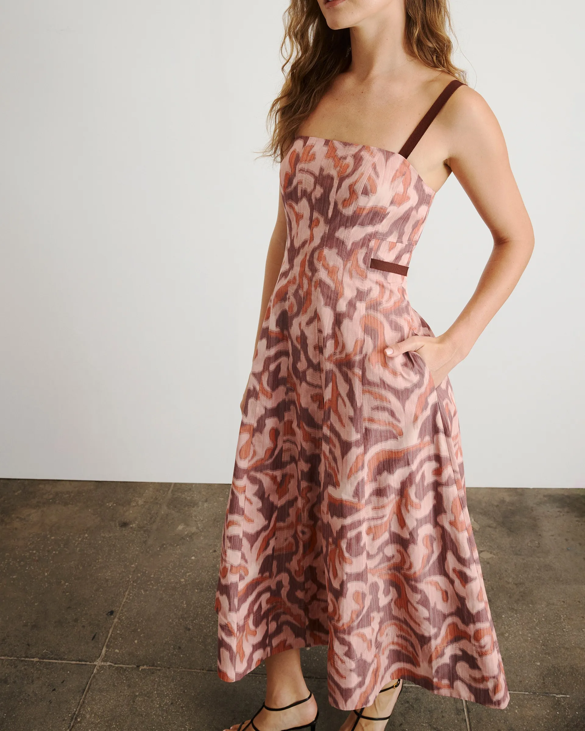 Tavia Dress Sophisticated Waistband Fit Soft And Comfortable