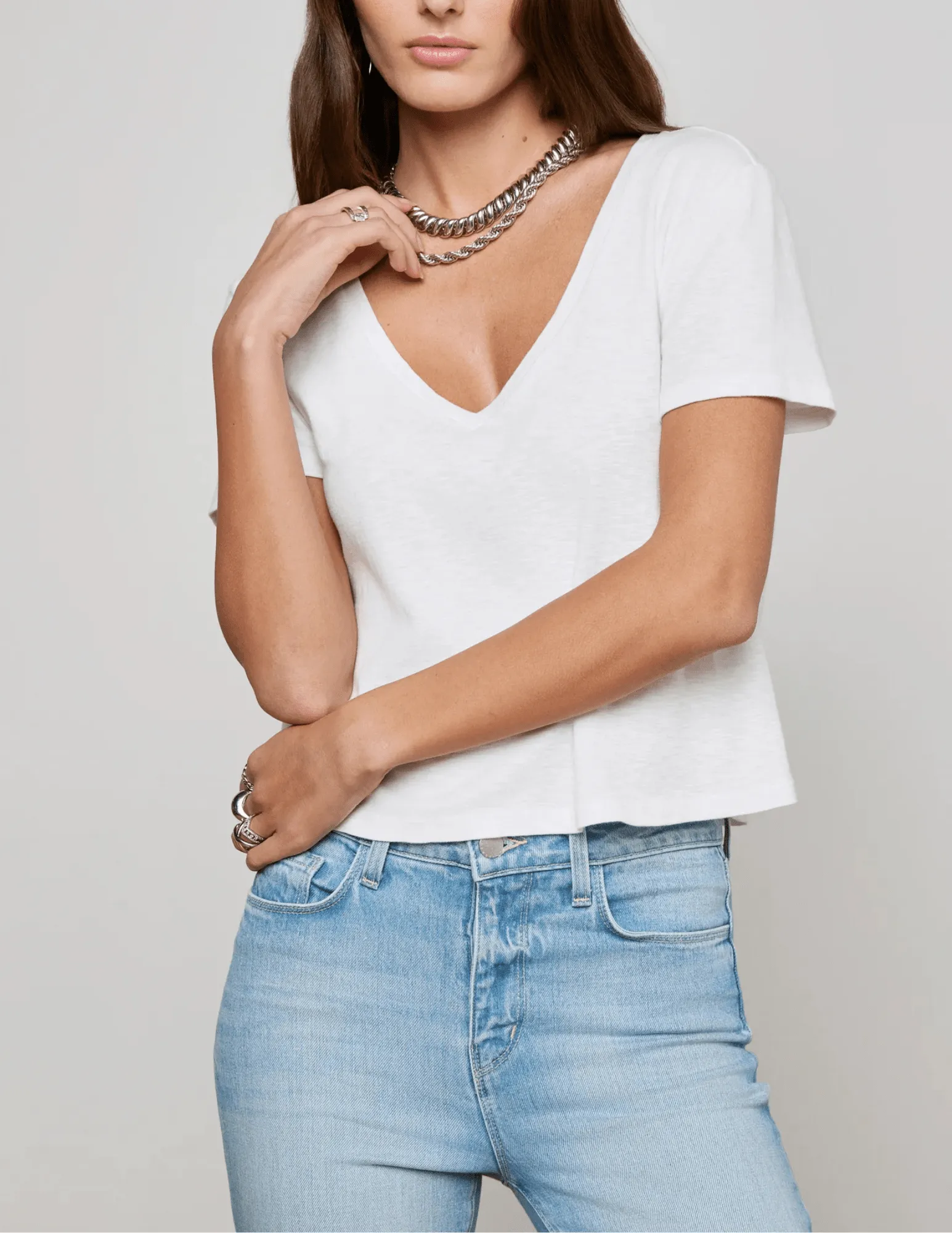 L'AGENCE Carly Short Sleeve V-Neck Tee Heather Texture Finish
