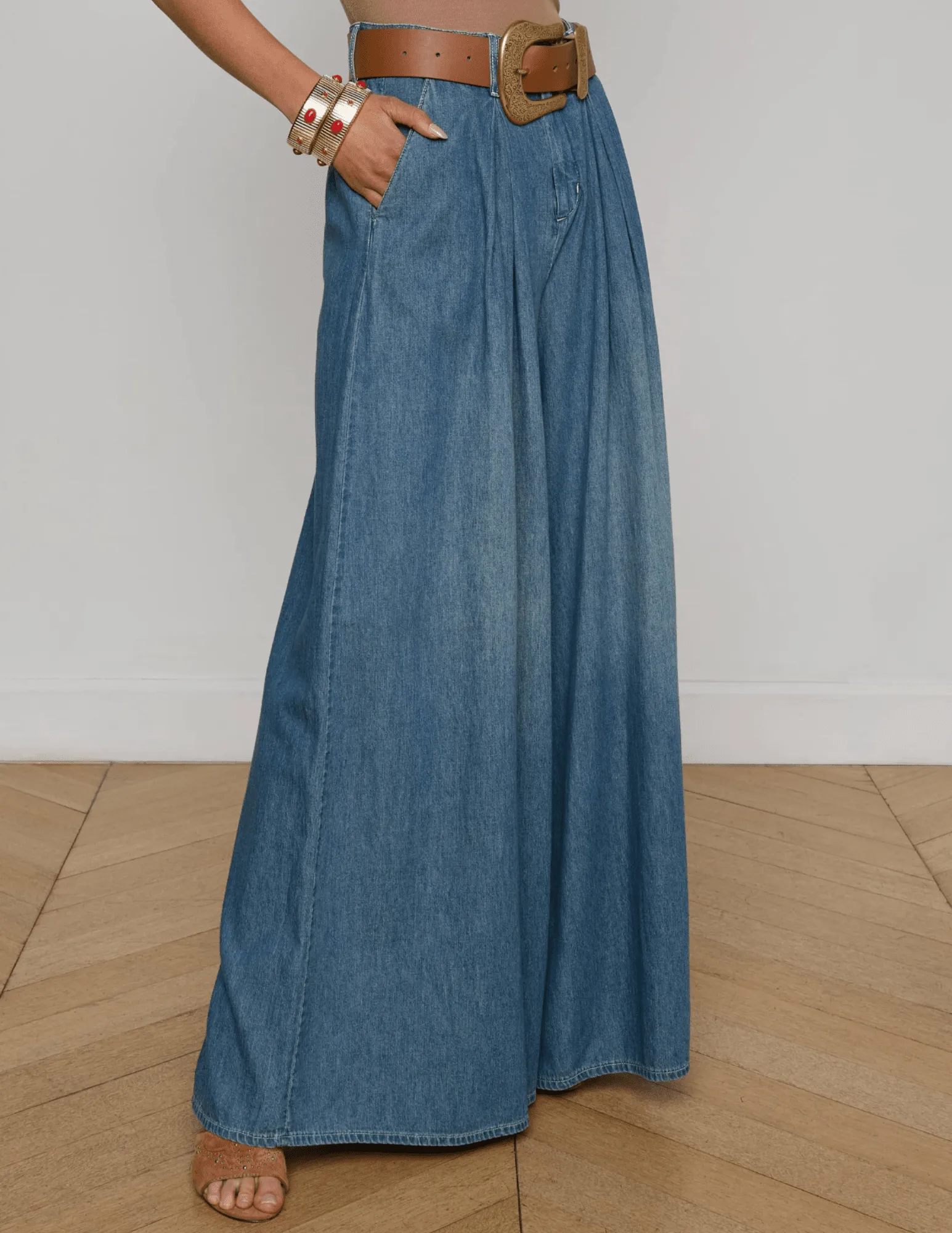 L'AGENCE Lorenza High Rise Palazzo Jeans in Saratoga Easy Match Style Match