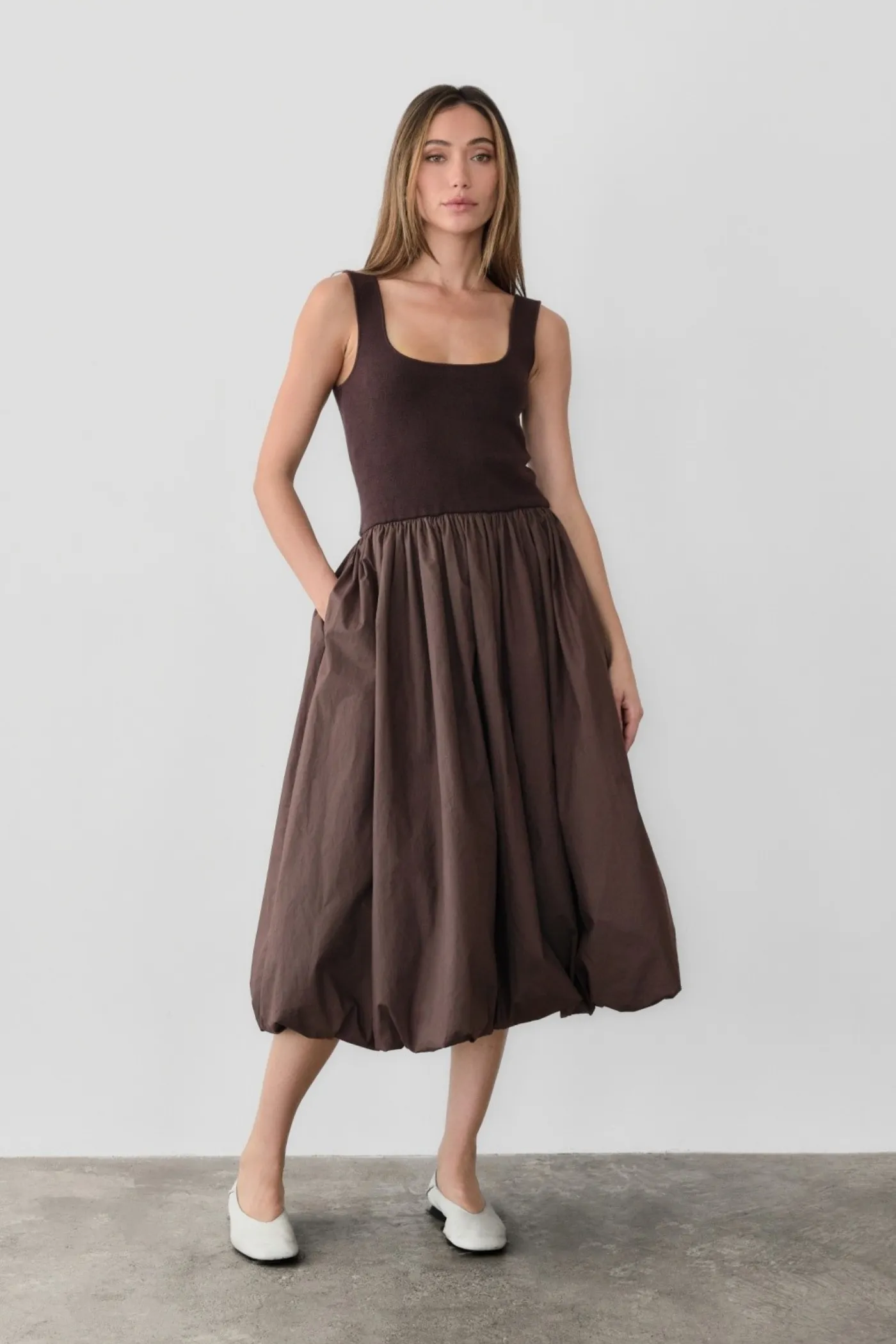 Seasonal Fit Casual Tones BELLA MIDI DRESS
