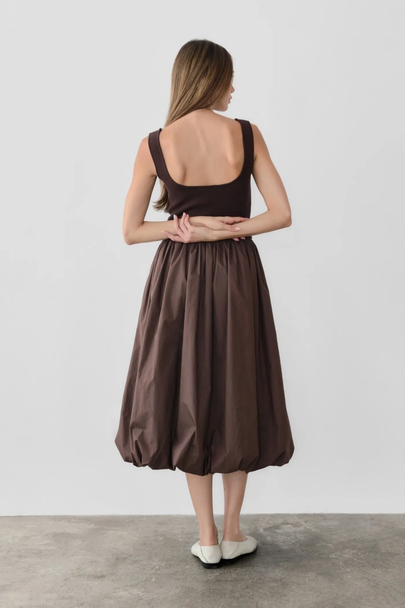 Minimal Fit BELLA MIDI DRESS