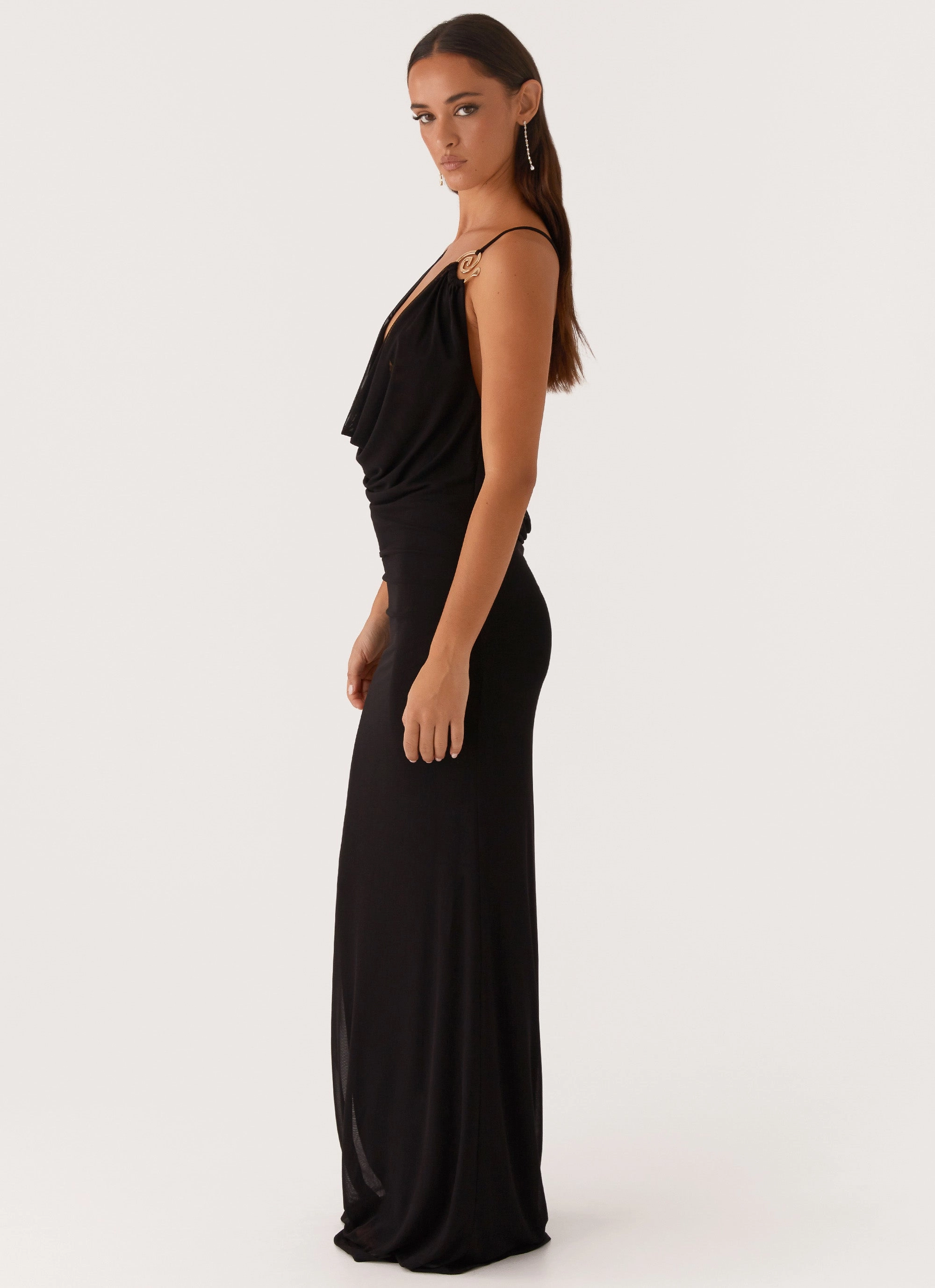 Game Player Maxi Dress - Black Balanced Fit Urban Drape