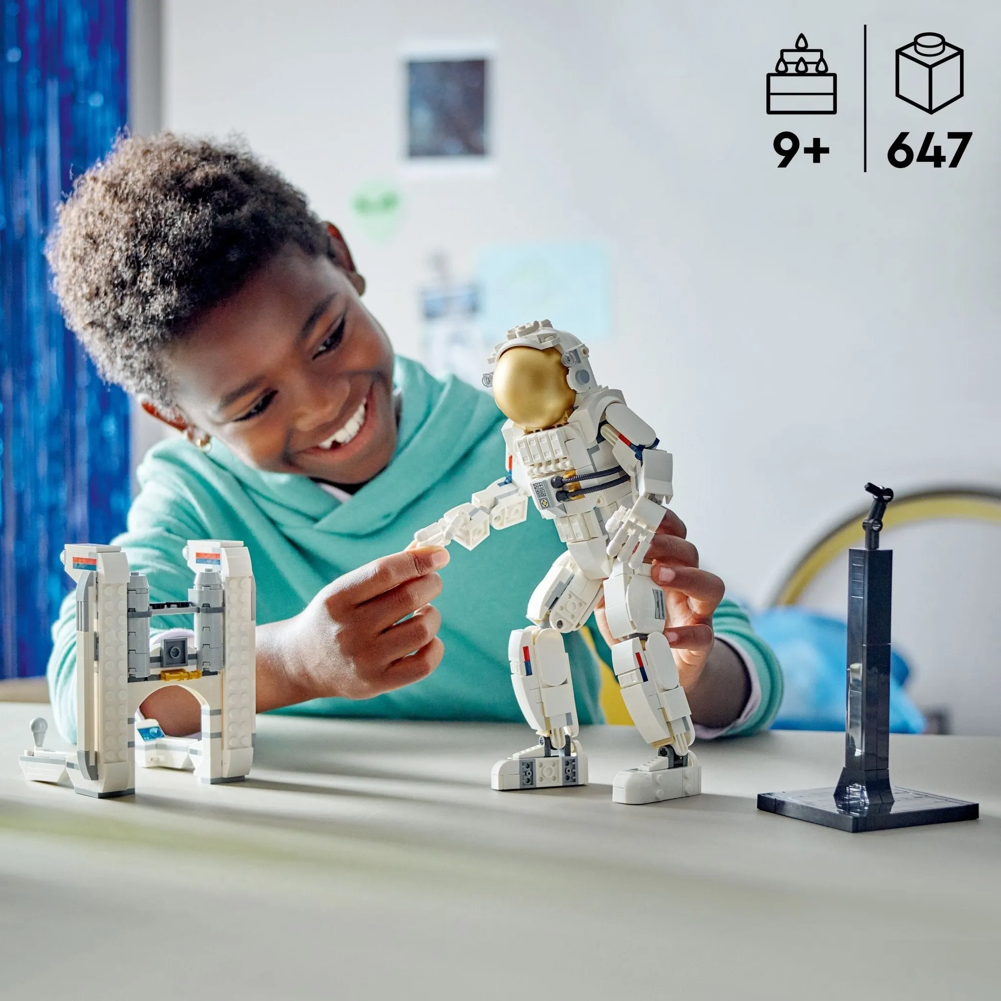 LEGO Creator 3 in 1 Space Astronaut Toy Set 31152