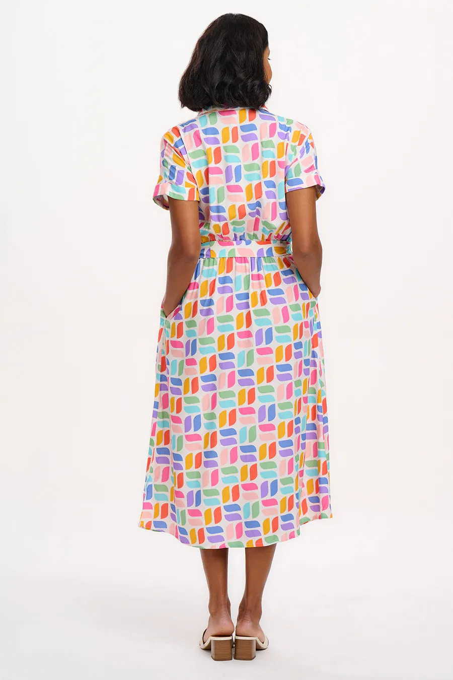 Comfy Style Light material Leigh Midi Shirt Dress in Off White Curved Geometric