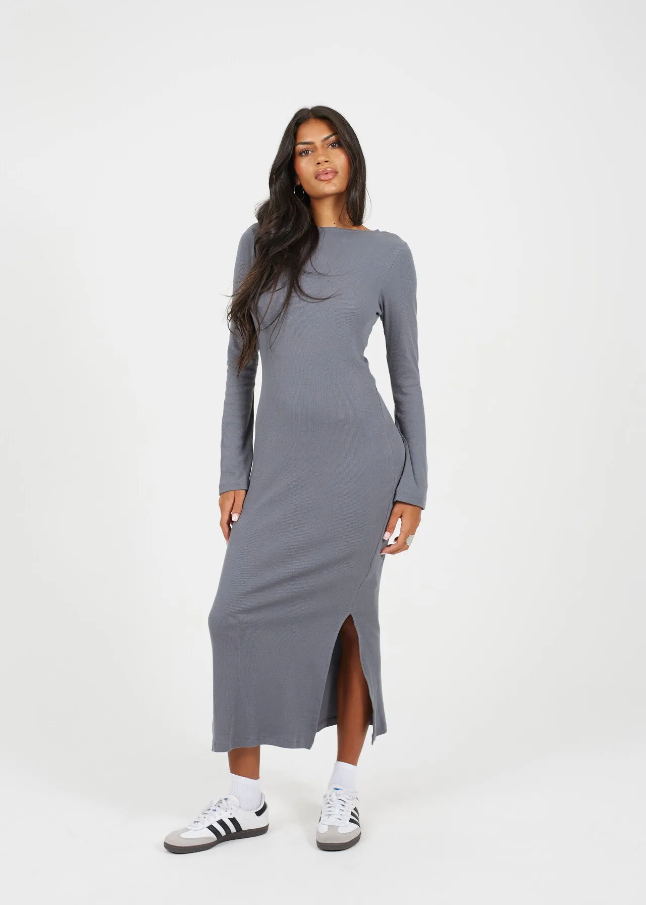 LONG SLEEVE RIBBED MAXI DRESS WITH SLIT DETAIL