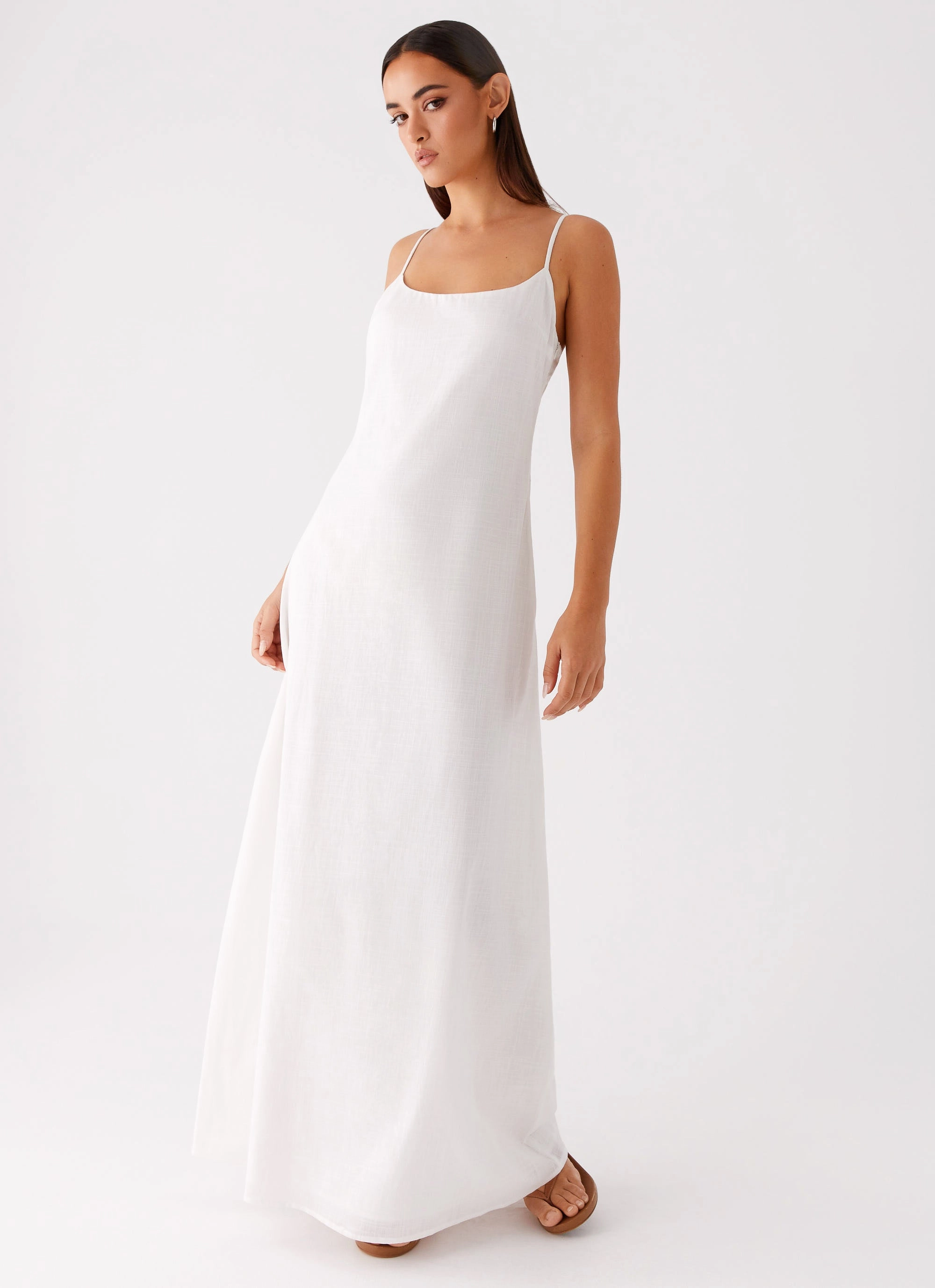 Madeleine Scoop Neck Maxi Dress - Off White Celebrity-Inspired Chilly Comfort