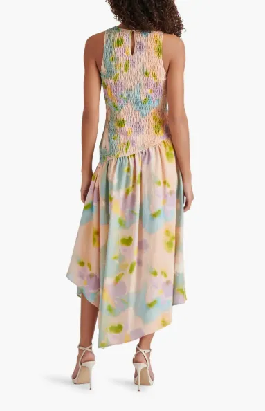 Artisanal-Detail Mareena Dress in Pink Blossom
