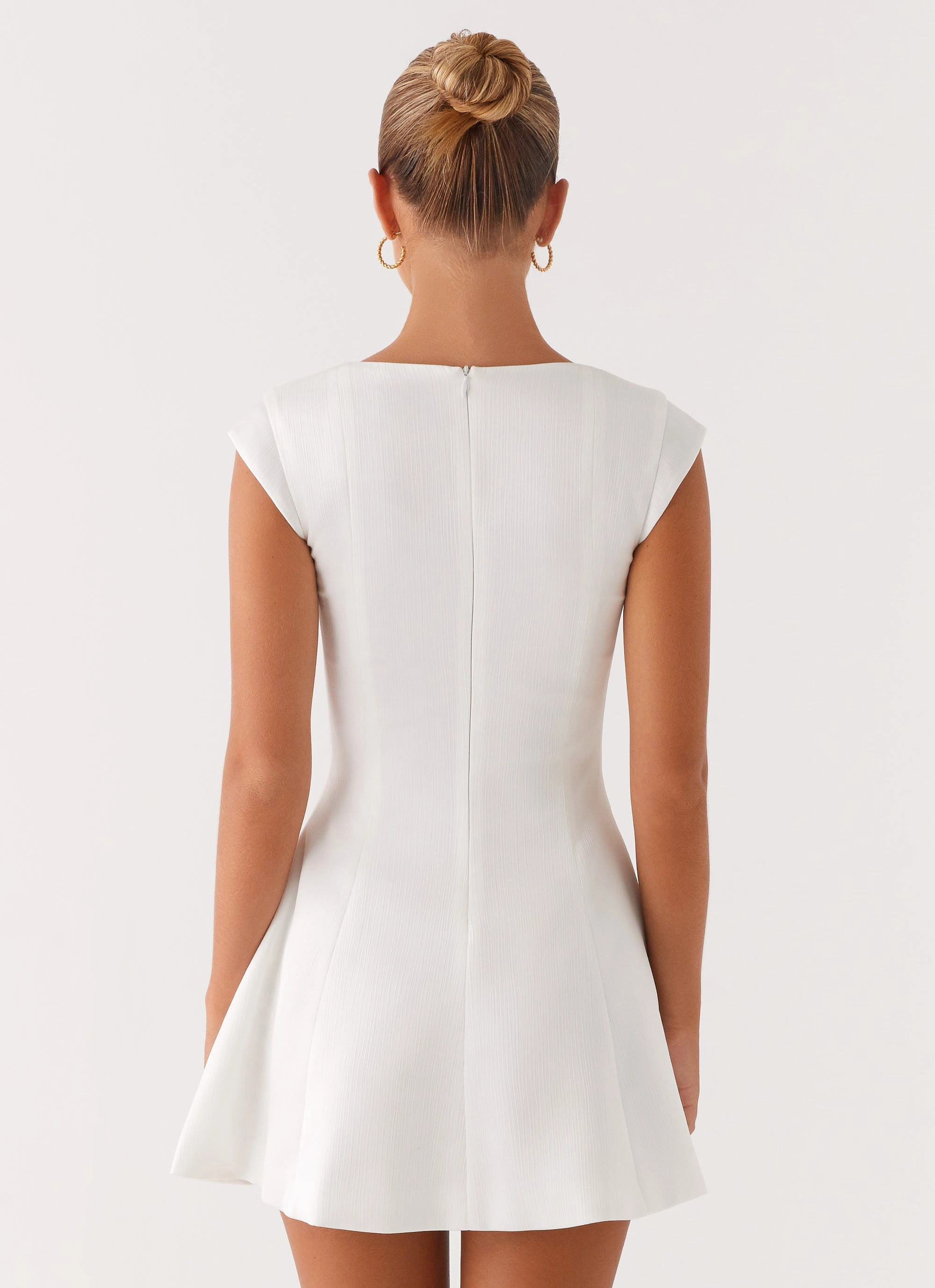 Maryjane Mini Dress - White Minimal Mood Elegant Charm