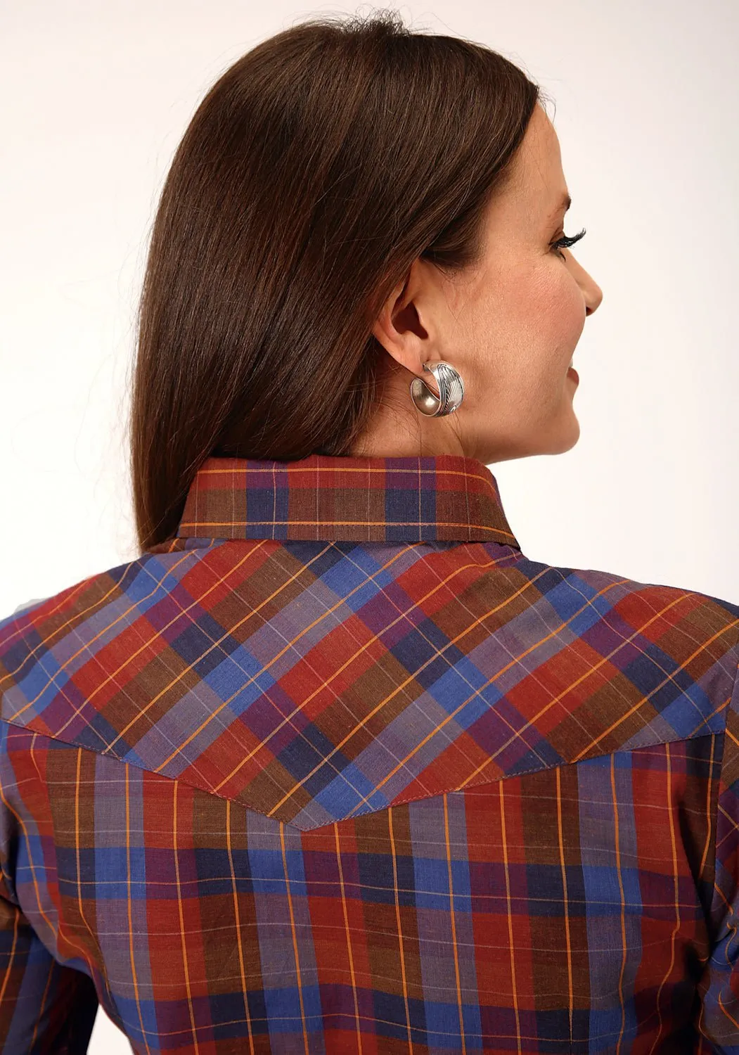 Anti Pill Treatment Workwear Essential Roper Womens 825 Plaid Wine/Peri Cotton Blend L/S Shirt