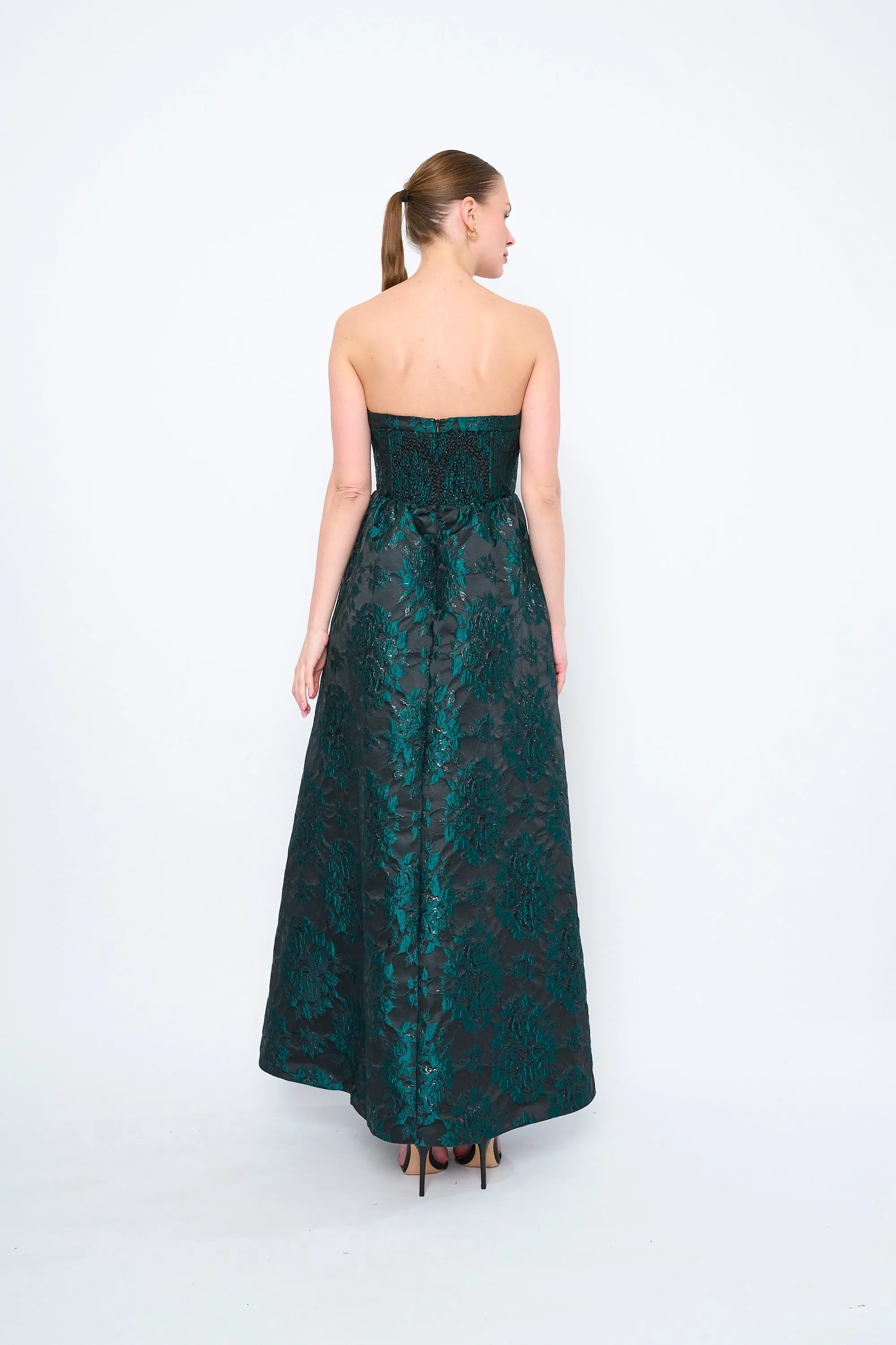 Feminine Movement Light Fabric Mecca Dress in Forest Oak