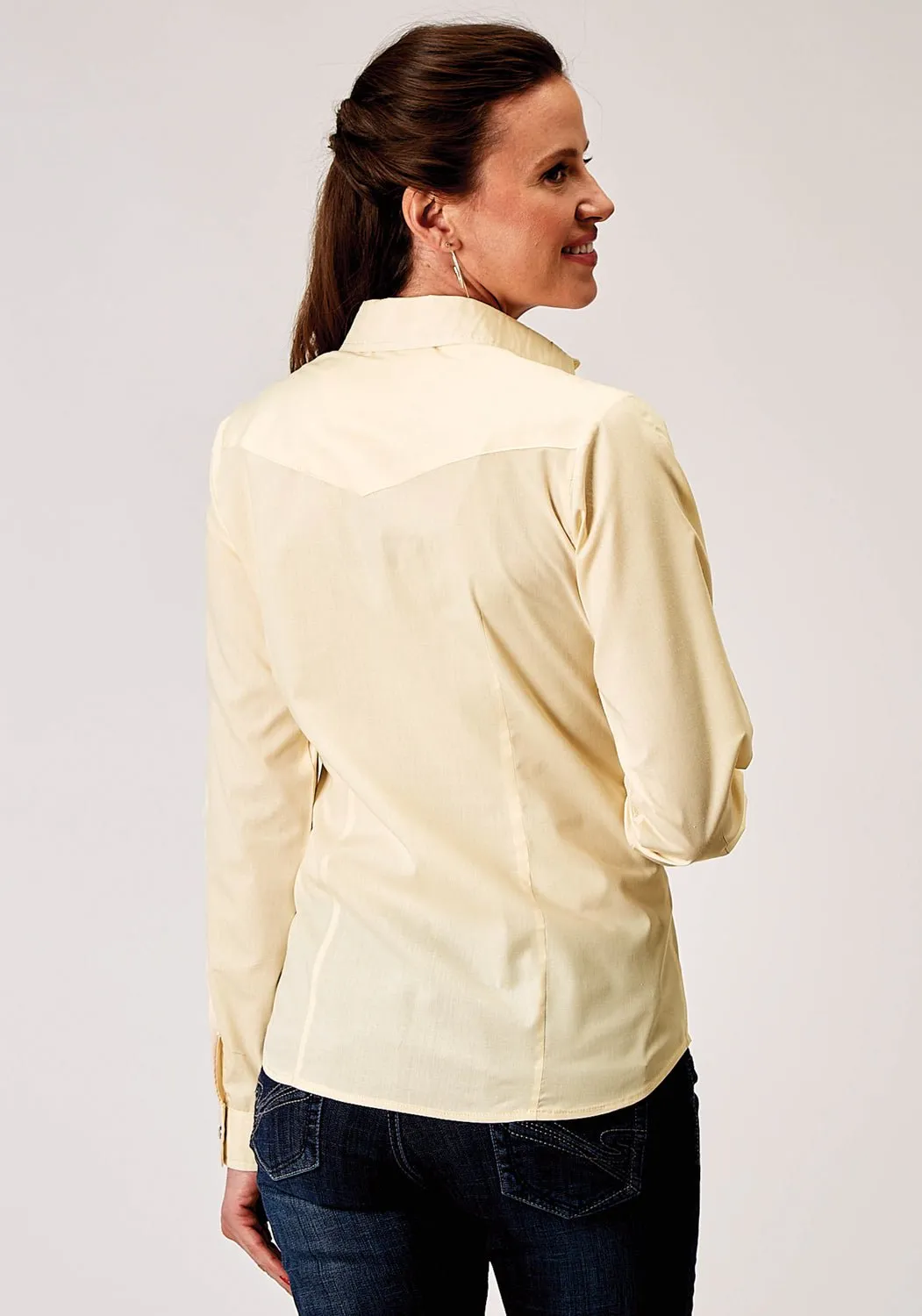 Fade Resistant Formula Multipurpose Utility Roper Womens 1985 Solid Broadcloth Warm Ecru Cotton Blend L/S Shirt