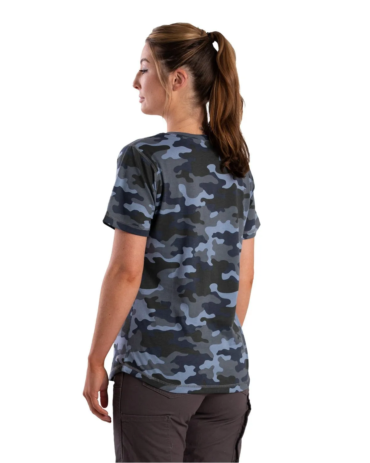 Light Comfort Flexible Shoulder Construction Berne Womens Performance V-Neck Chicken Print Cotton Blend S/S T-Shirt