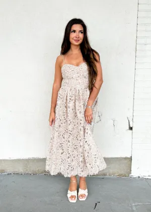 MONA LACE MIDI DRESS Classic Sets Urban Favorite Stylish Pick MONA LACE MIDI DRESS