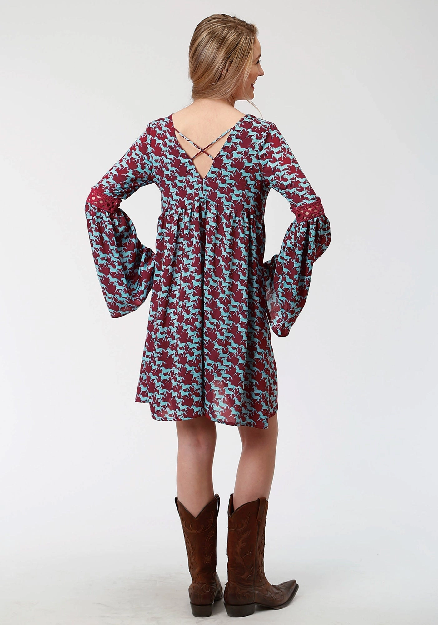 Roper Womens Red Rayon/Nylon Stampede Print L/S Dress Relaxed Fit Design