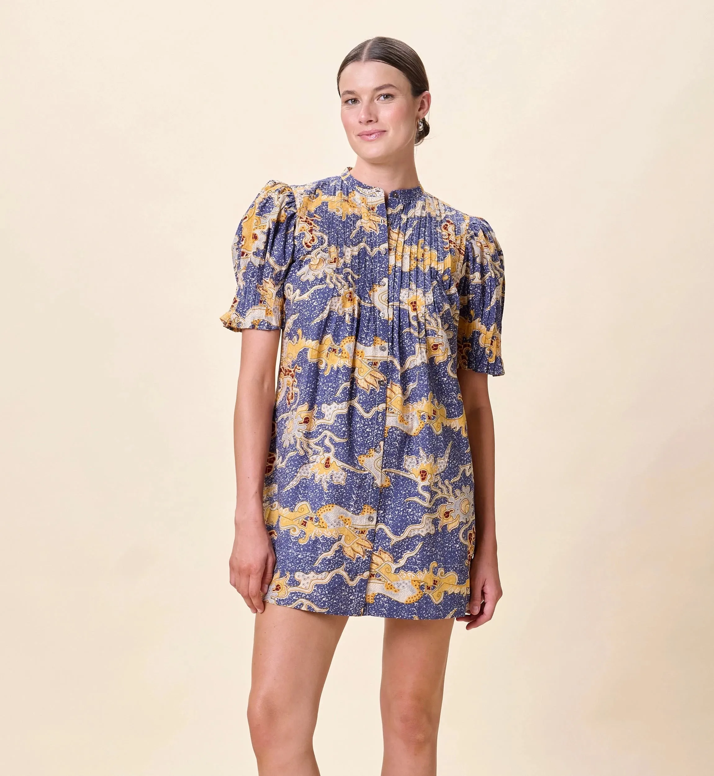 Nadia Mini Dress | Blue Castello Minimalist Look Spring Style