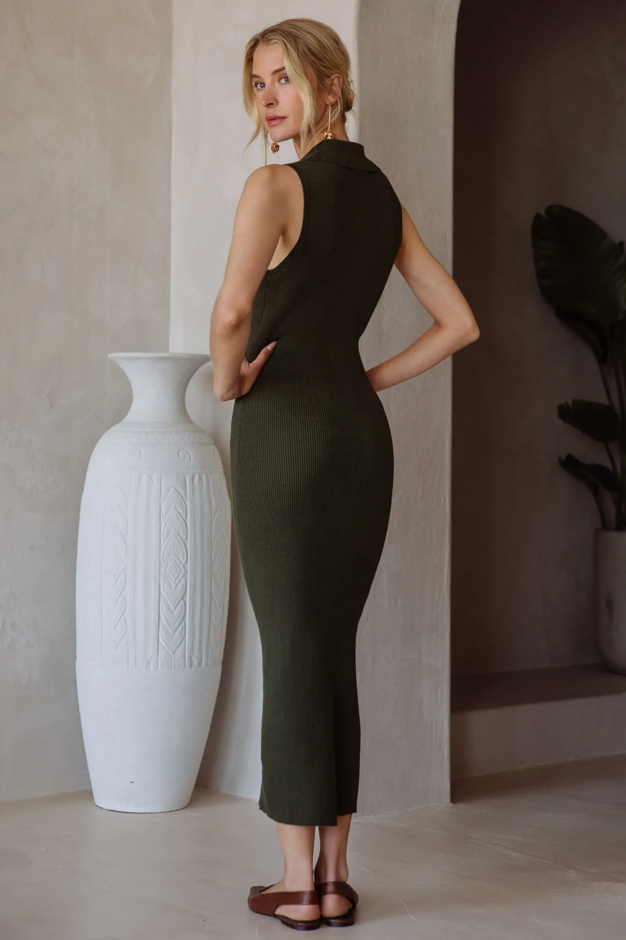 Lounge Texture HAILEY SLEEVELESS MIDI DRESS