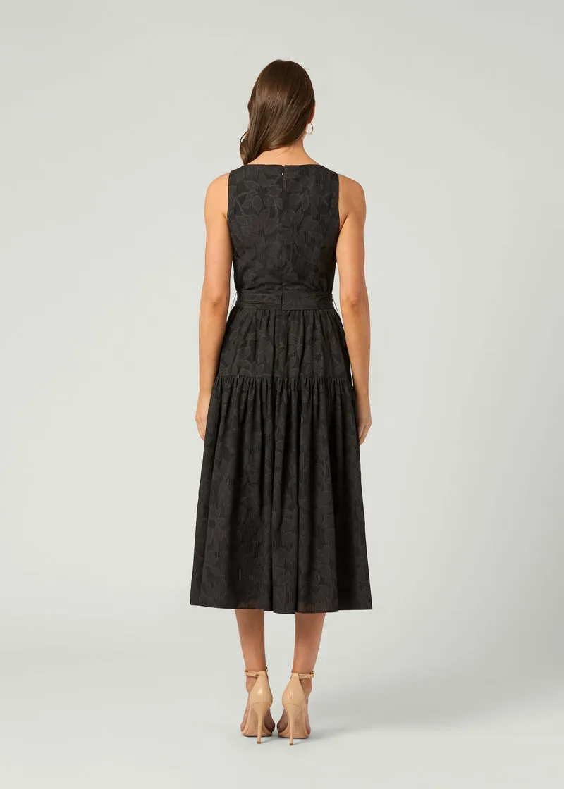 Polished Look Noma Dress in Jet