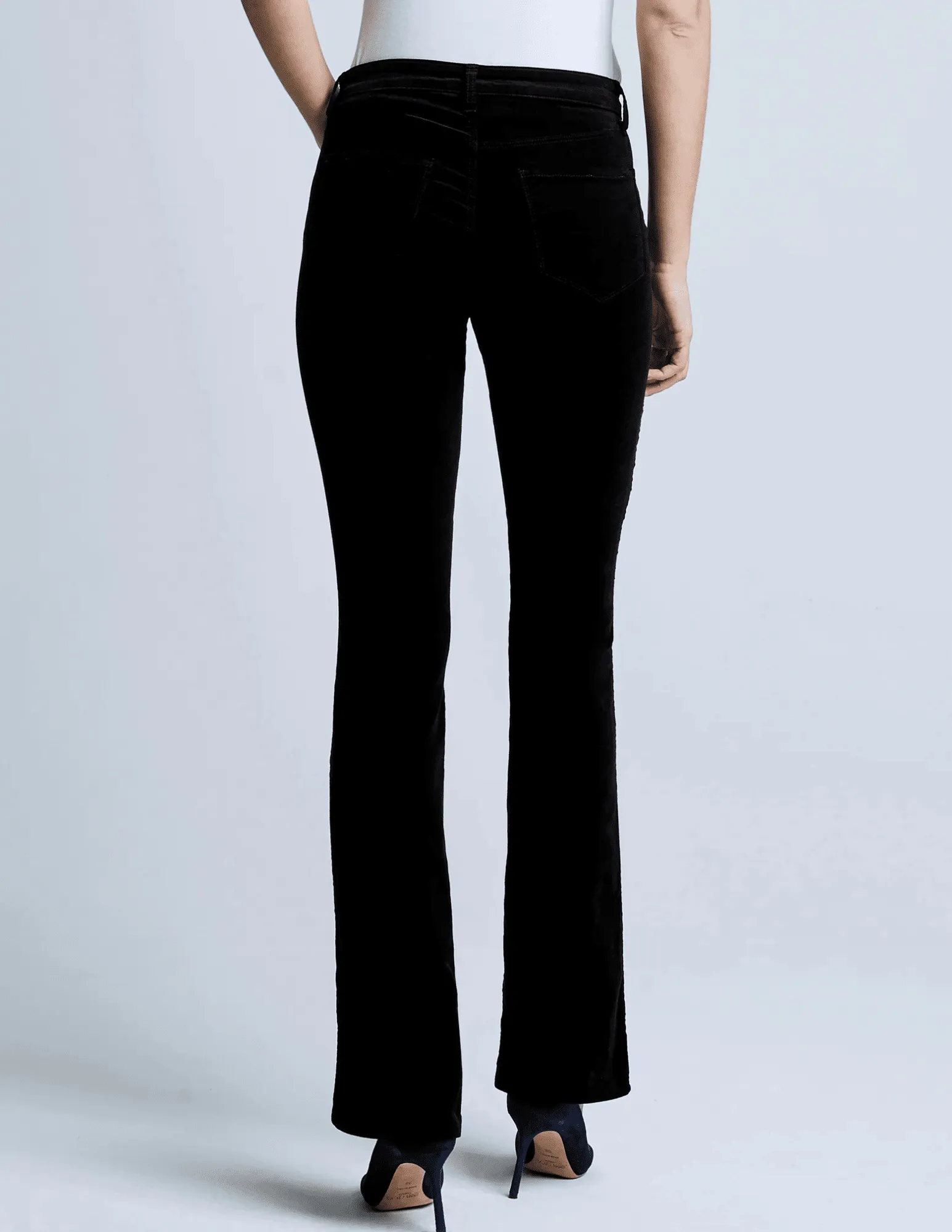L'AGENCE Stevie Velvet Jeans in Noir Elegant Adult Fashion