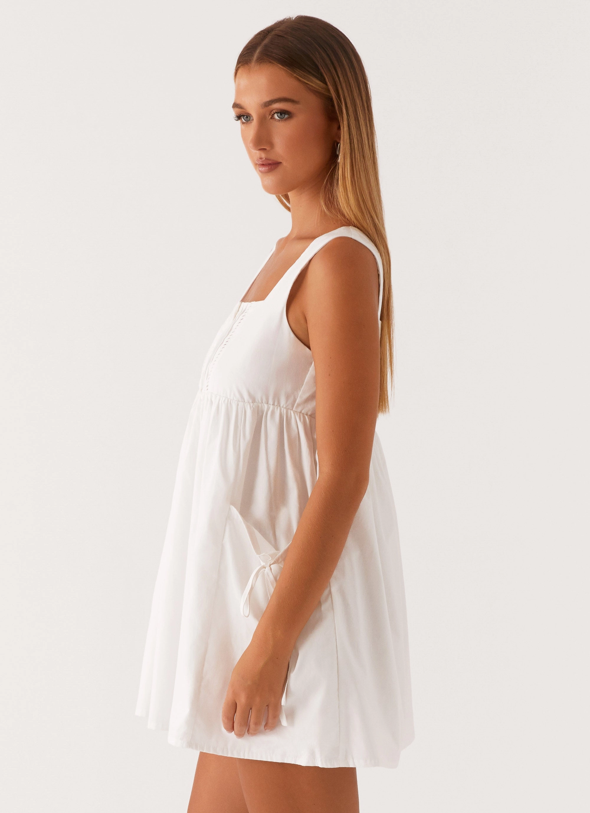 Ottoline Babydoll Mini Dress - White Delicate Edge Shimmer-Finish
