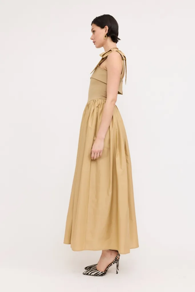 Trendy summer outfit Phoebe Upper Knit Maxi Dress in Khaki