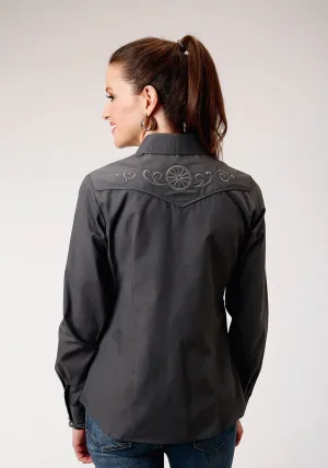 Pilling-resistant Roper Womens Broadcloth Dark Charcoal Grey Cotton Blend L/S Shirt Roper Womens Broadcloth Dark Charcoal Grey Cotton Blend L/S Shirt Adjustable Cuff Closure UV Protective Coating