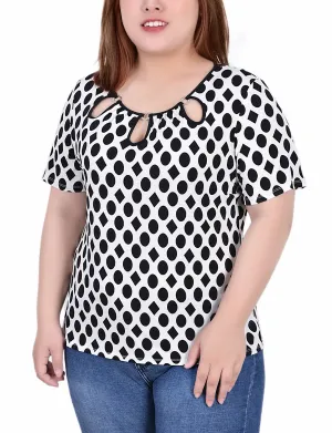Plus Size Short Sleeve Top With Ring Details Casual Yet Chic Plus Size Short Sleeve Top With Ring Details Petite friendly