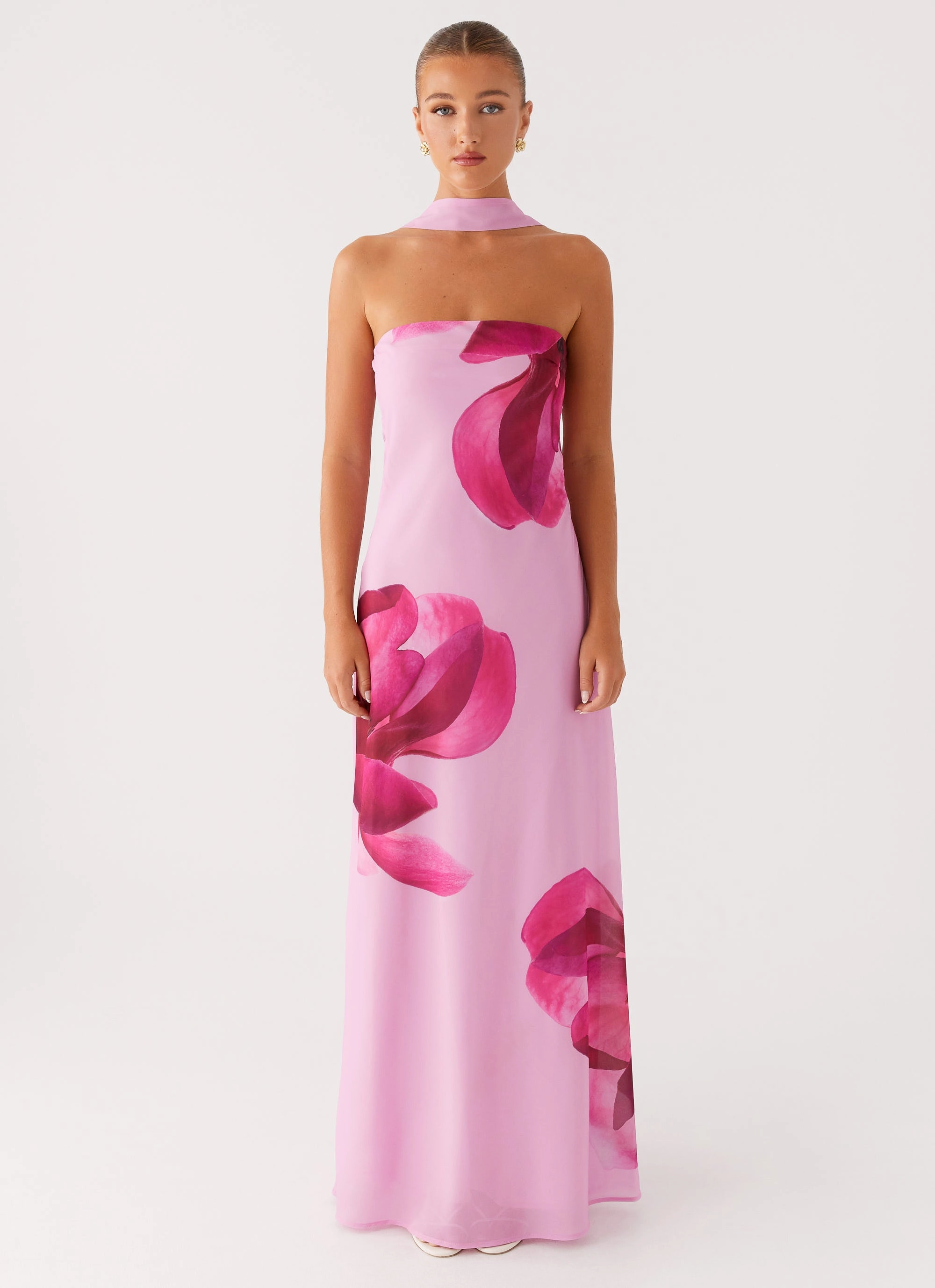Prim Maxi Dress - Pastel Pink Elegant Fit