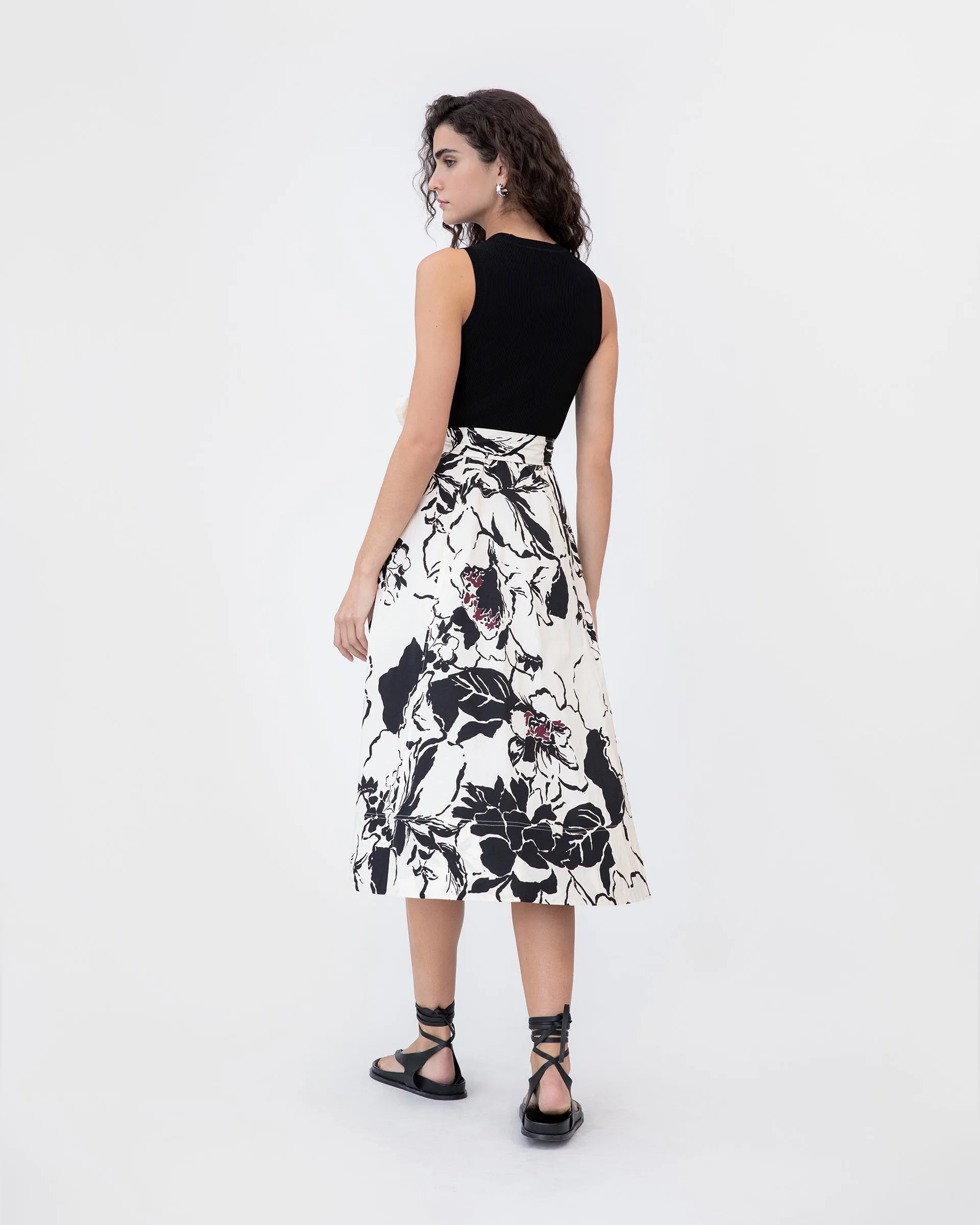 Light Outfit Devon Dress