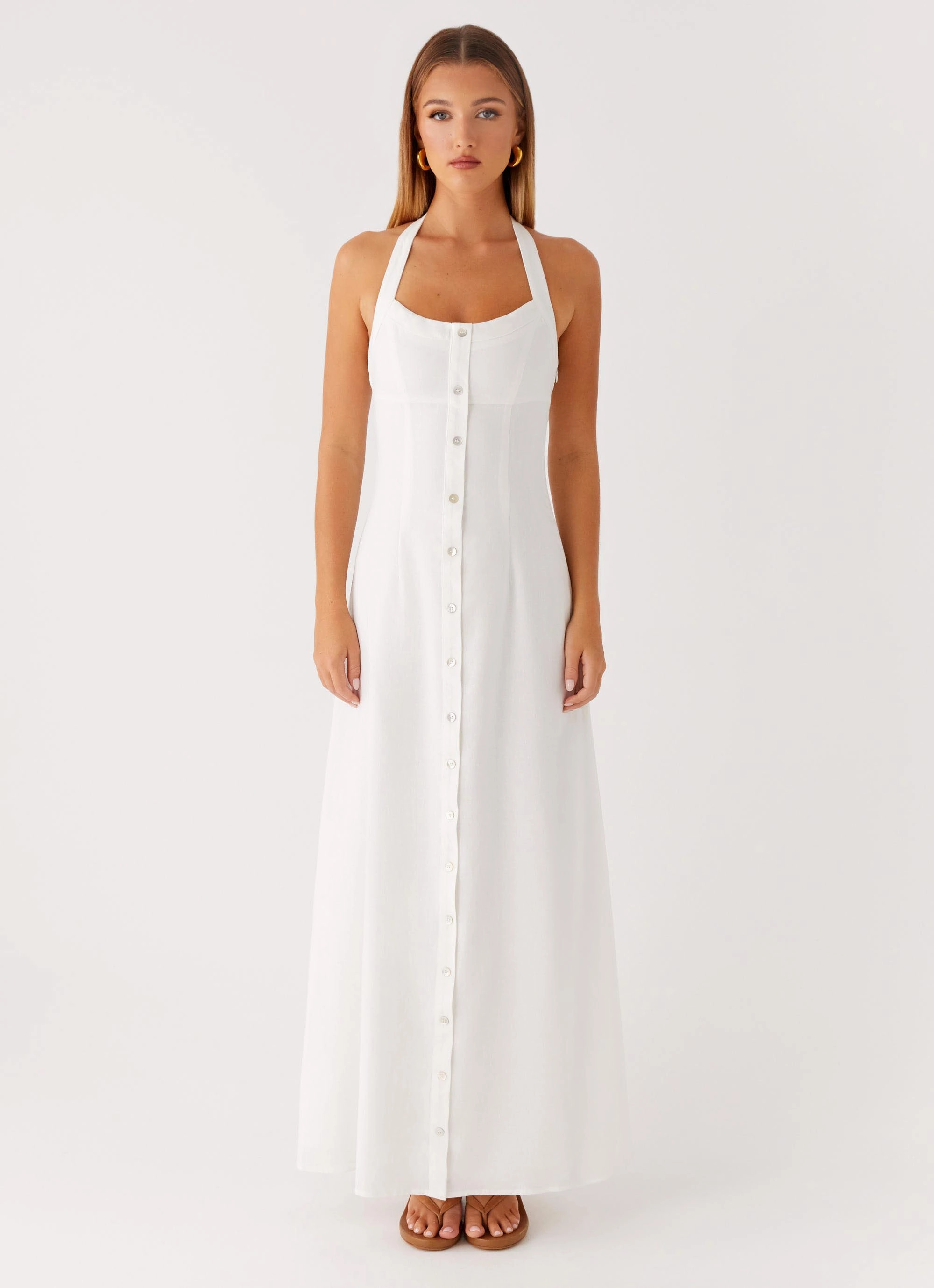 Cozy Energy Layer Base Jovanni Maxi Dress - White