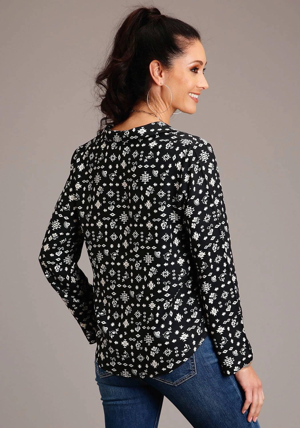 Artist Vibe Everyday Stetson Womens Black Rayon/Nylon Southwestern Ditzy L/S Blouse