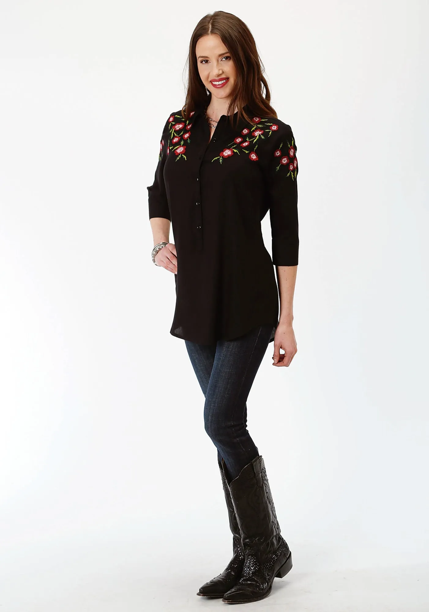 Roper Womens Black Rayon/Nylon Floral Challis S/S Shirt Performance Fabric Layered Look