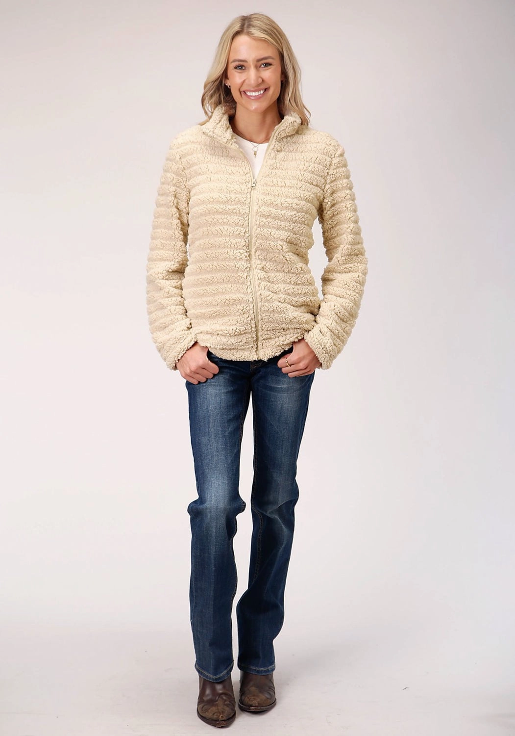 Roper Womens Cream Polyester Faux Mink Fleece Jacket Comfortable Fit Design Flexible Fabric