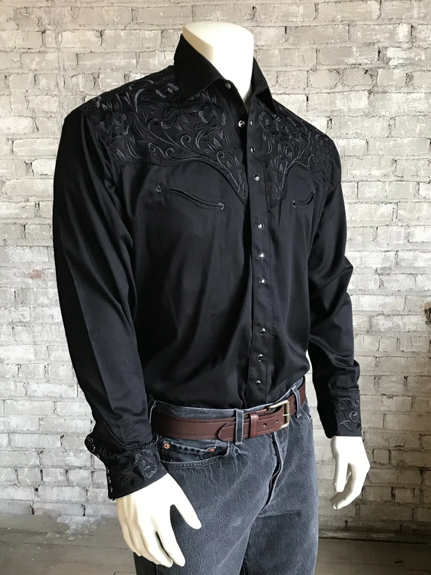 Minimal Look Rockmount Mens Black 100% Cotton Vintage Tooling Western L/S Shirt