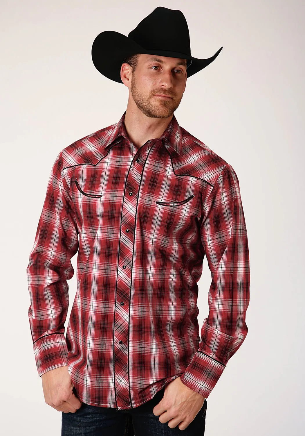 Roper Mens Red/White Cotton Blend Piped Yoke L/S Shirt Road Trip Ready Timeless Wardrobe