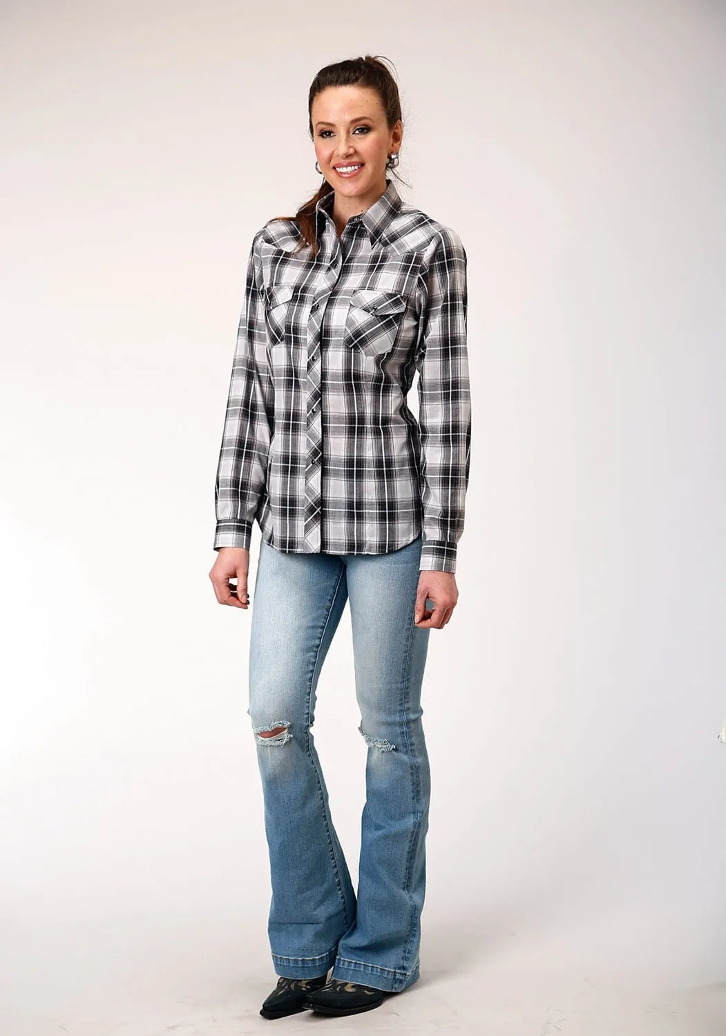 Lightweight Layer Roper Womens 1881 Plaid Black/Aqua Cotton Blend L/S Shirt