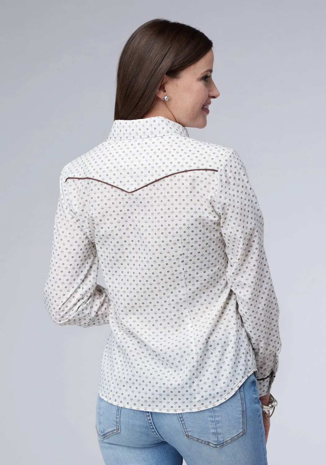 stain resistant coating Roper Womens 2065 Mini Floral White/Black Cotton Blend L/S Shirt