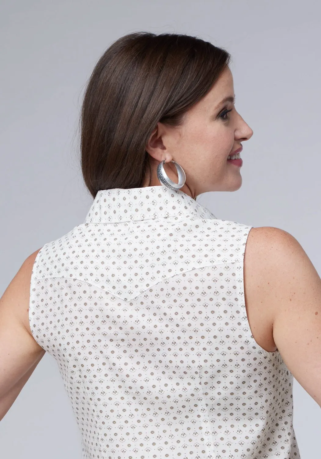 Multi Layer Stitching Soft Texture Roper Womens 2065 Mini Floral White/Black Cotton Blend S/L Blouse