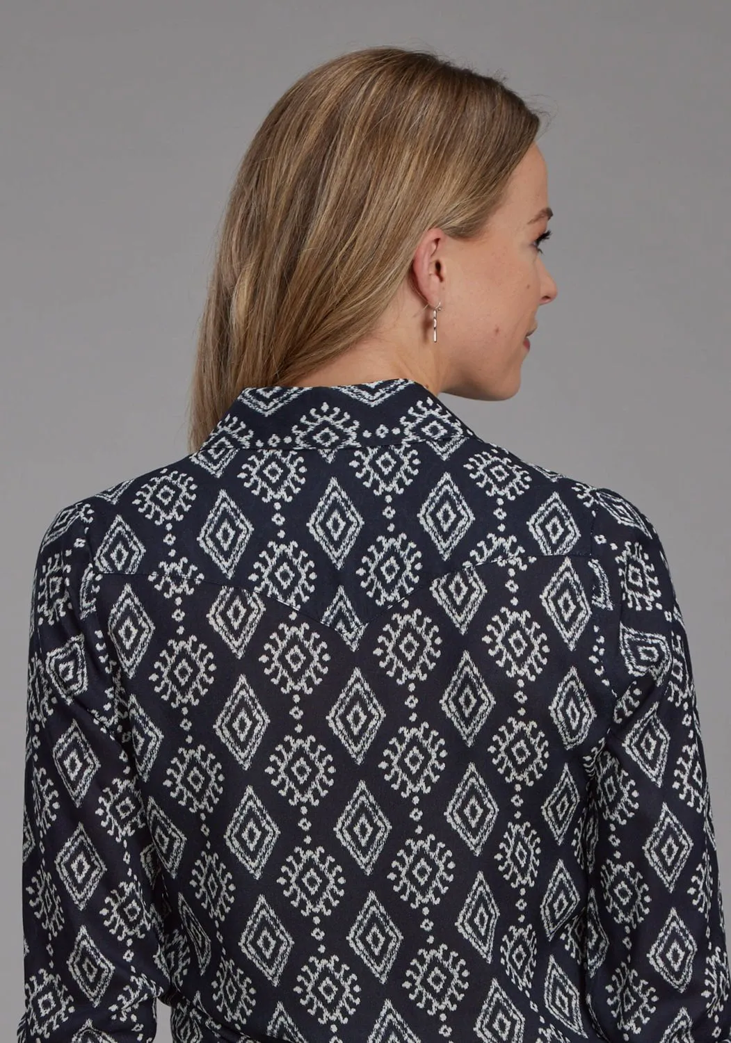 Roper Womens 2133 Ikat Black 100% Rayon Btn L/S Blouse Layered Design