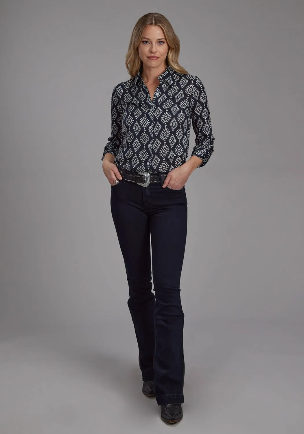 Roper Womens 2133 Ikat Black 100% Rayon Btn L/S Blouse Practical Choice