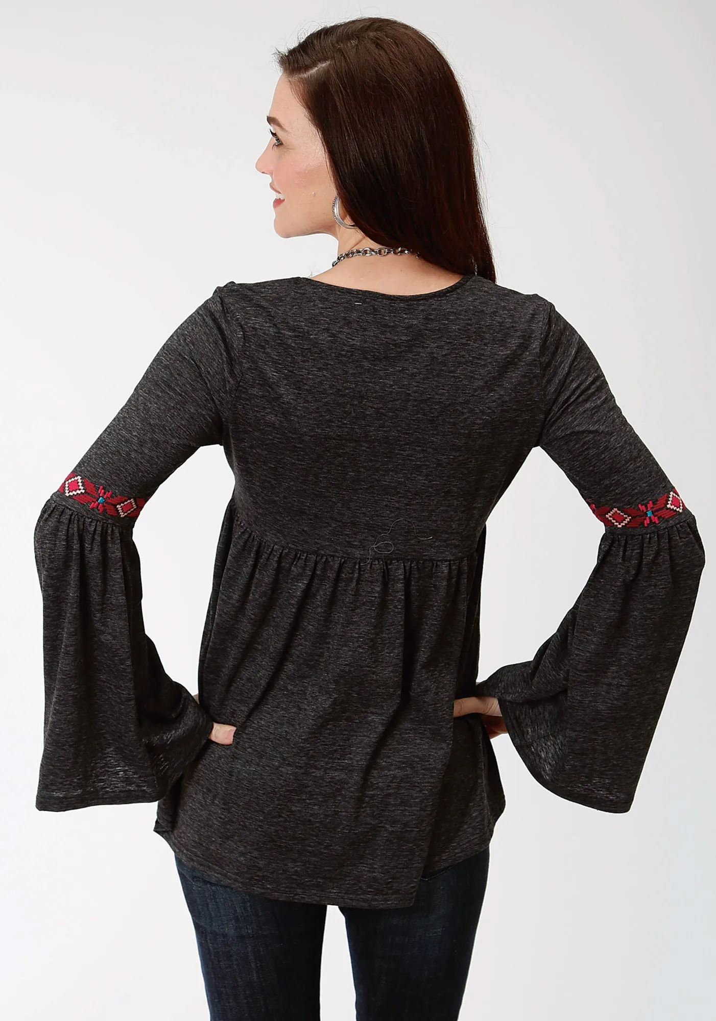 Weekend Warrior Elegant Modern Winter Warmth Loose Roper Womens Black Poly/Cotton Geometric L/S Tunic