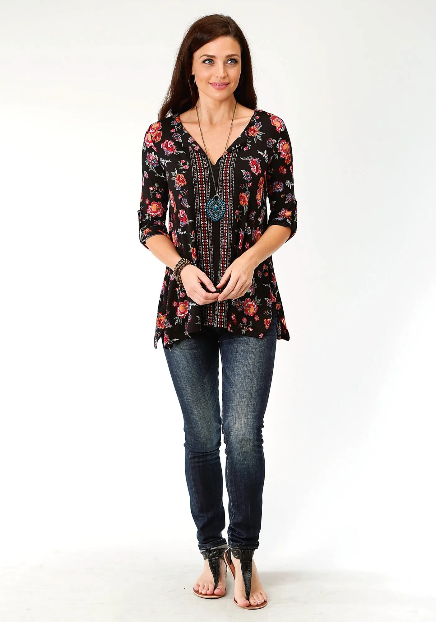 ethical fashion Cool Comfort Roper Womens Black Poly/Spandex Shark Bite Floral S/S Tunic