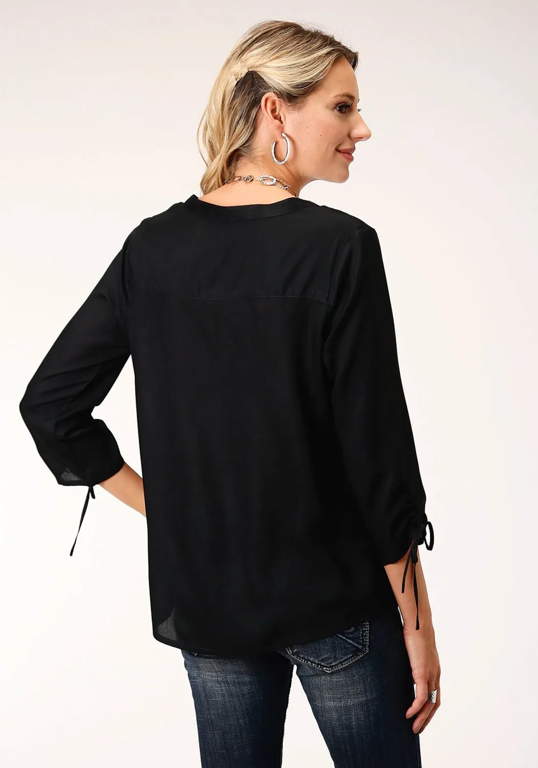Roper Womens Black Rayon/Nylon Colorful Aztec S/S Blouse Versatile Design Moisture Wicking Material